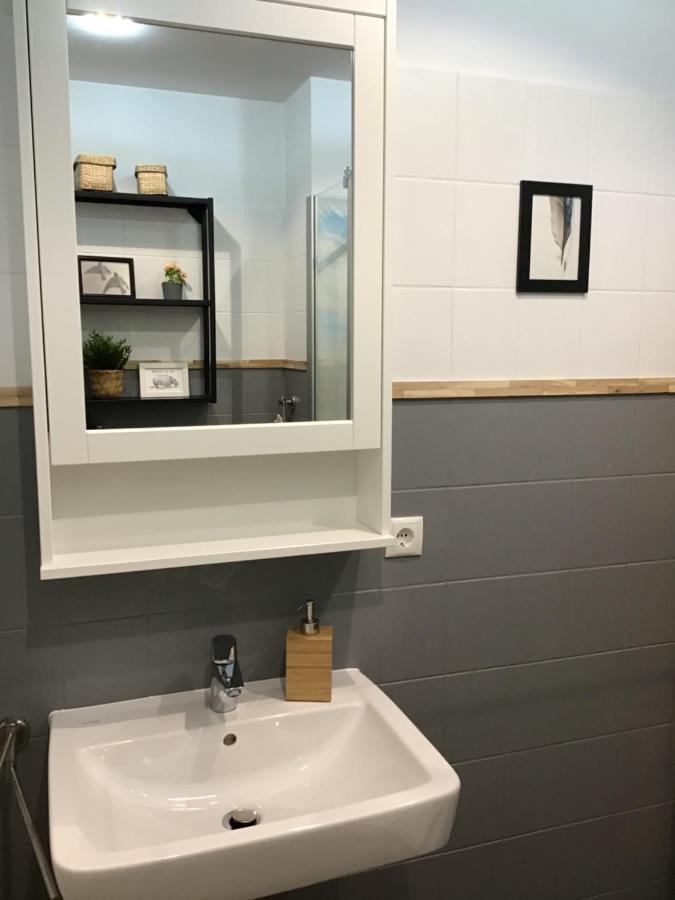 Liebevoll Eingerichtete Ferienwohnung Luettje Koje Dornum Exterior photo